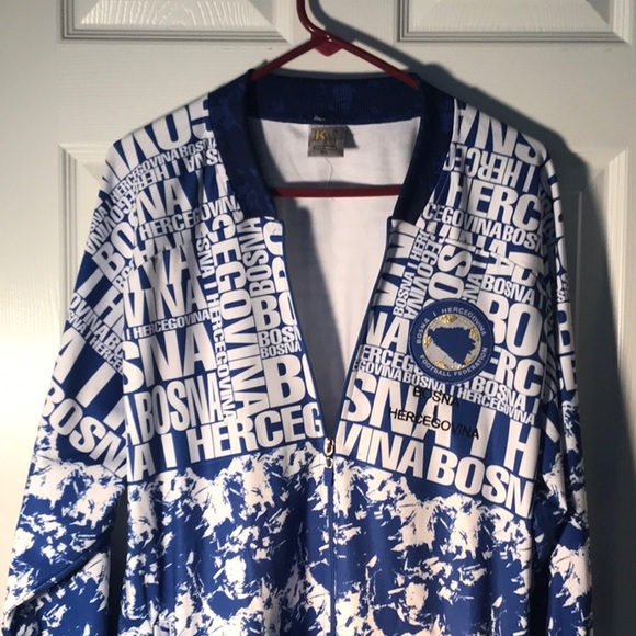 BOSNA I HERCEGOVINA FOOTBALL FEDERATION BLUE & WHITE SCENTED MEN’S JACKET. 3XL - Picture 1 of 16